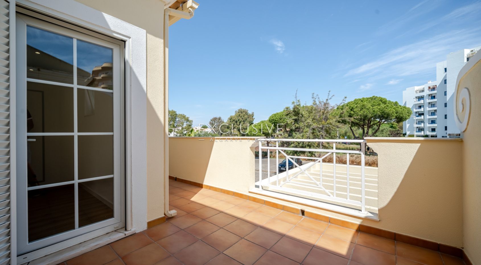 2+2 Bedroom House in Prime Vilamoura Location, Algarve