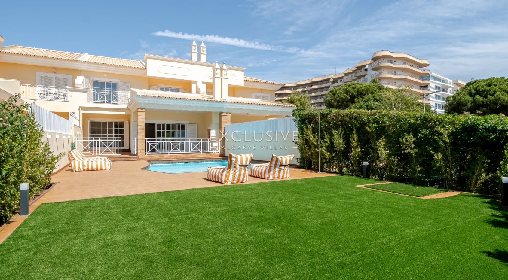 2+2 Bedroom House in Prime Vilamoura Location, Algarve