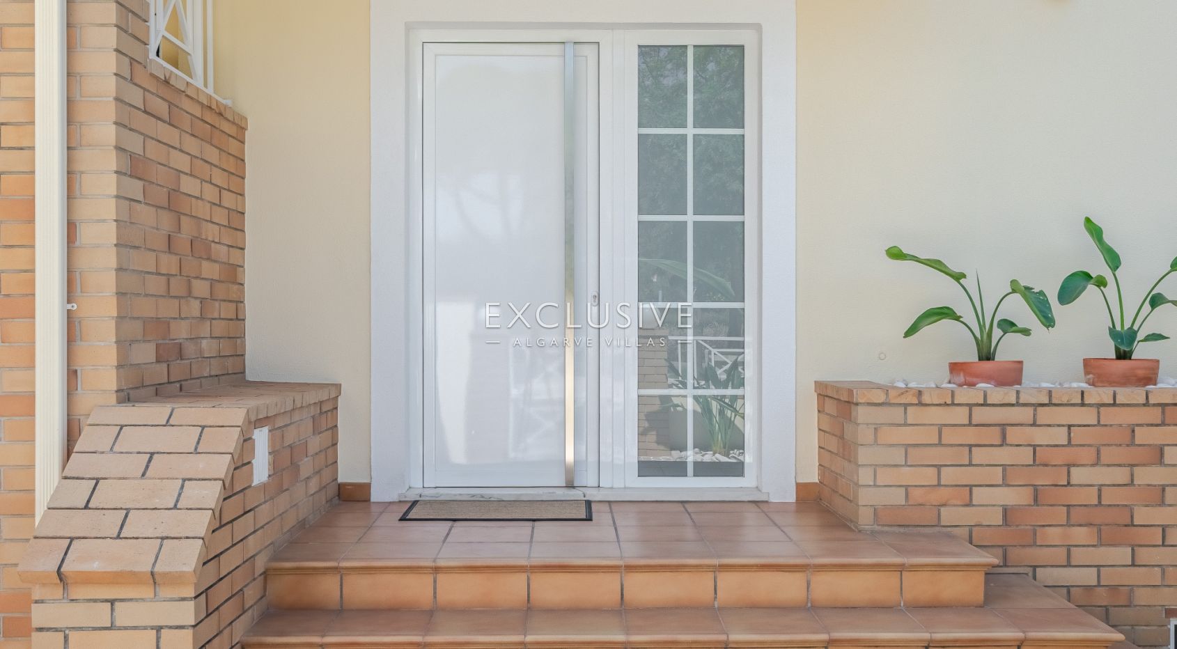 2+2 Bedroom House in Prime Vilamoura Location, Algarve