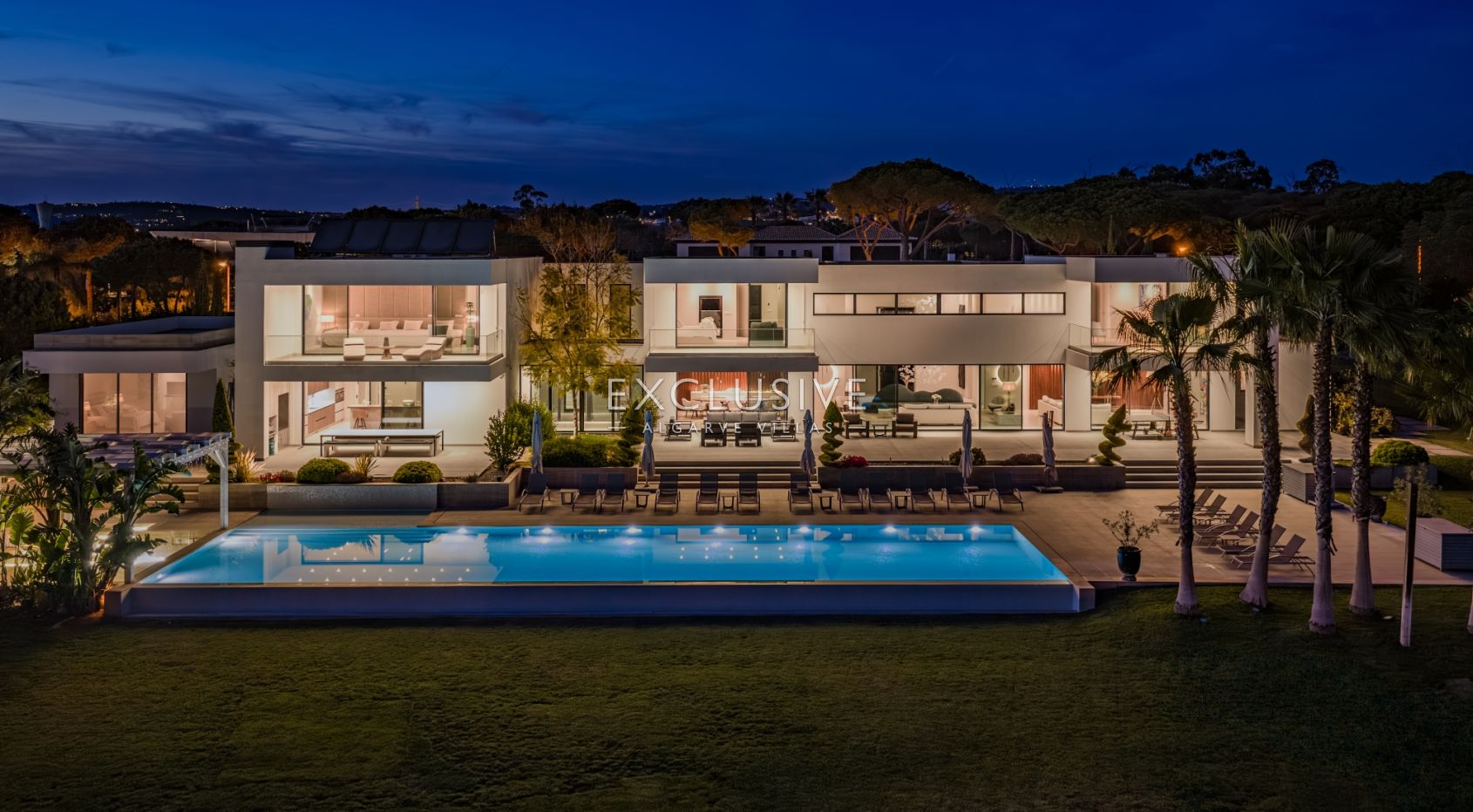 Verfijnde 5+3 Suite Villa in Vilamoura's prestigieuze Pinhal Velho