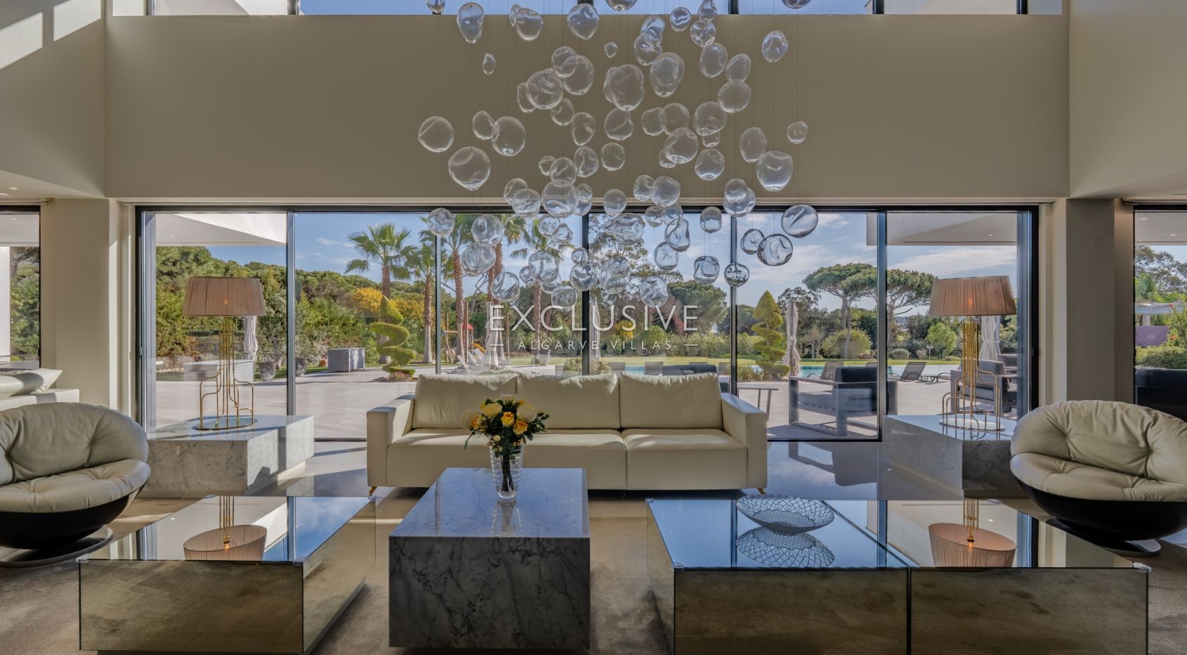 Verfijnde 5+3 Suite Villa in Vilamoura's prestigieuze Pinhal Velho