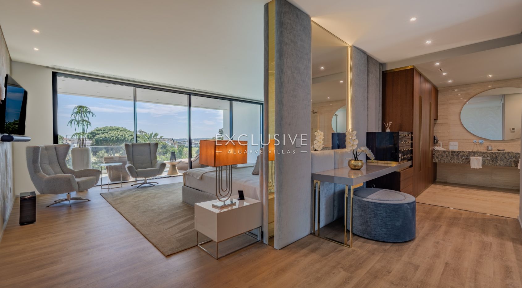 Verfijnde 5+3 Suite Villa in Vilamoura's prestigieuze Pinhal Velho