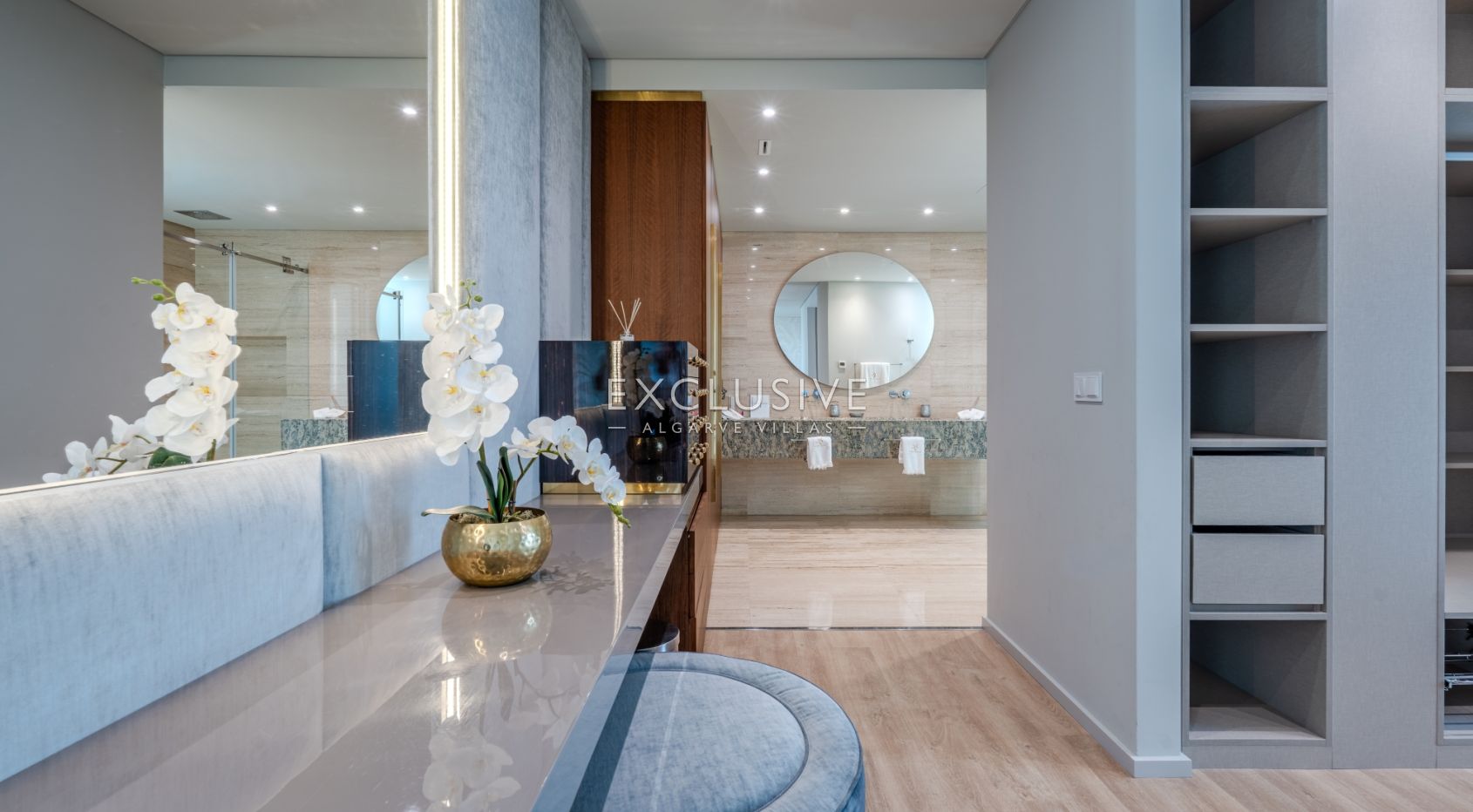 Verfijnde 5+3 Suite Villa in Vilamoura's prestigieuze Pinhal Velho