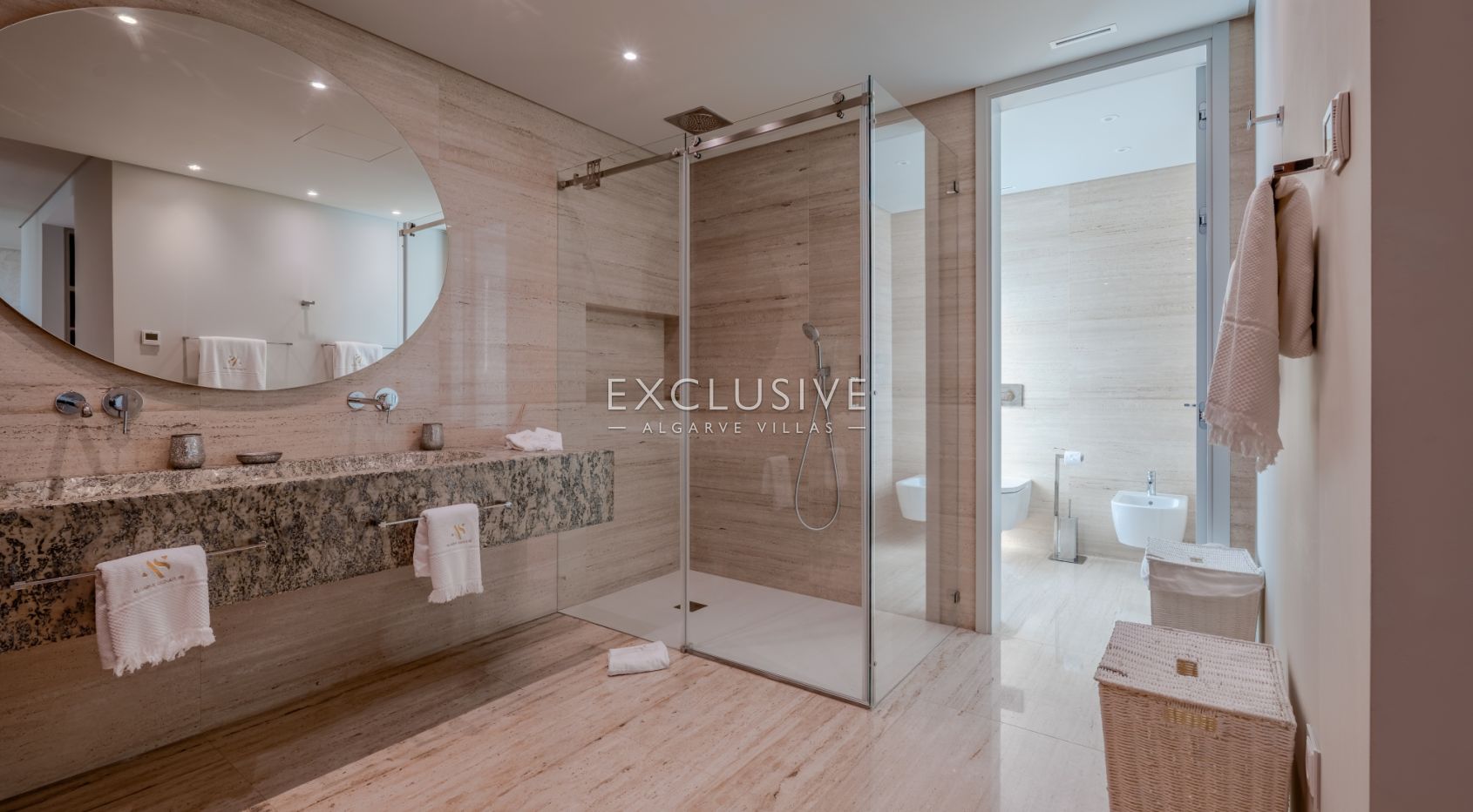 Verfijnde 5+3 Suite Villa in Vilamoura's prestigieuze Pinhal Velho