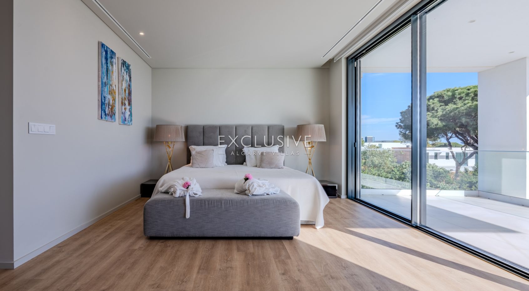 Verfijnde 5+3 Suite Villa in Vilamoura's prestigieuze Pinhal Velho