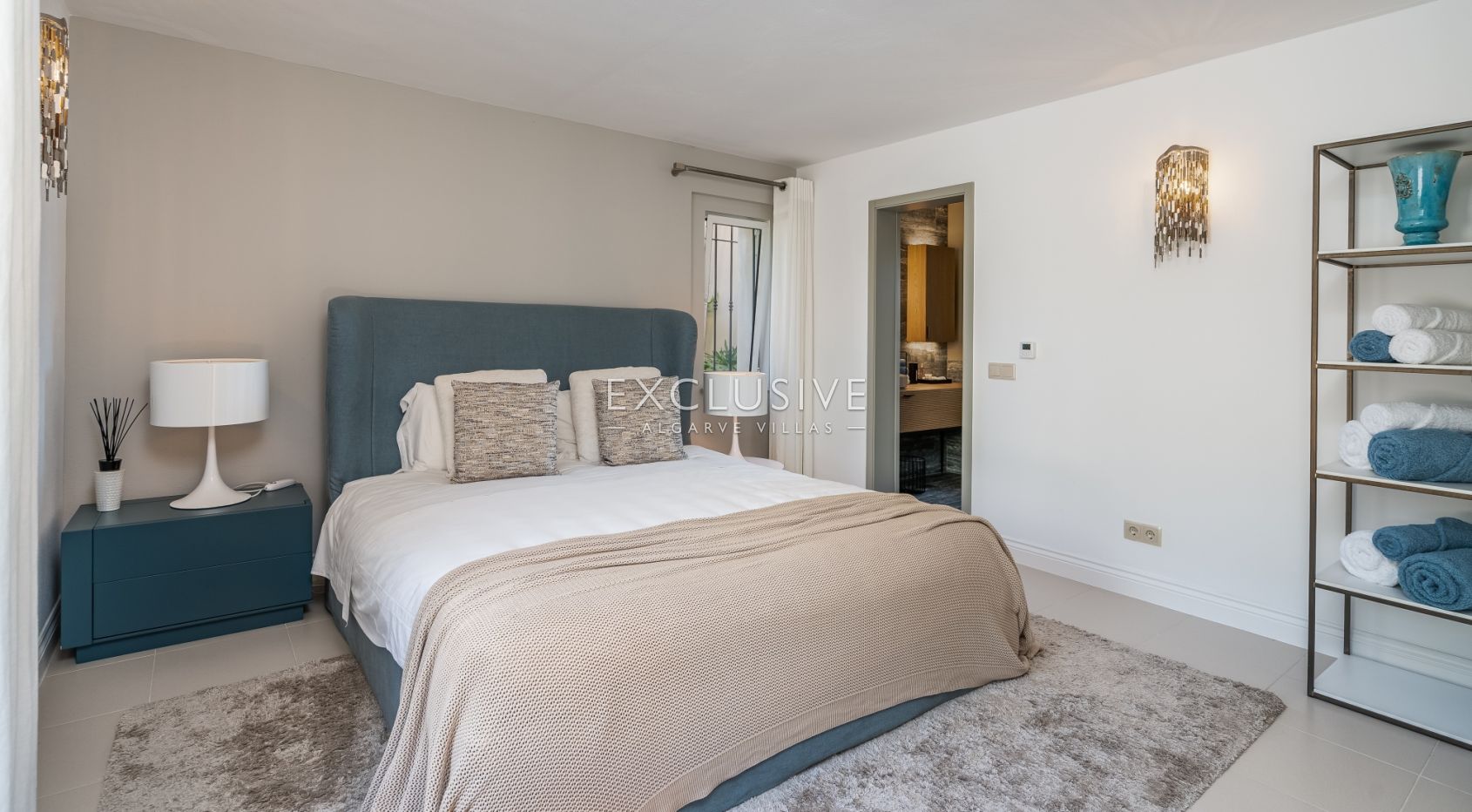 Exceptional Praia da Luz Villa with Breathtaking Ocean and Village Views, Algarve