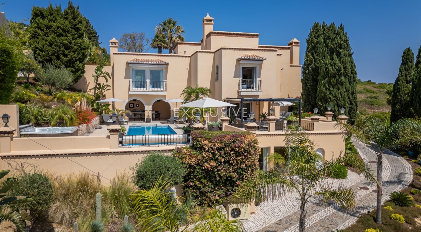 Exceptional Praia da Luz Villa with Breathtaking Ocean and Village Views, Algarve