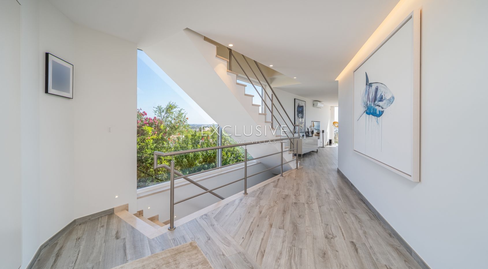 4 Bedroom Contemporary villa with Panoramic sea views in Lagos, Algarve