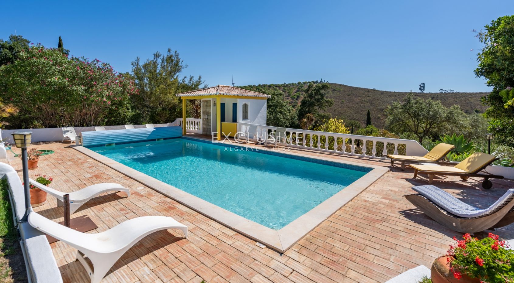 Abgelegenes Landgut mit 17 Hektar in der Nähe von Lagos, Algarve