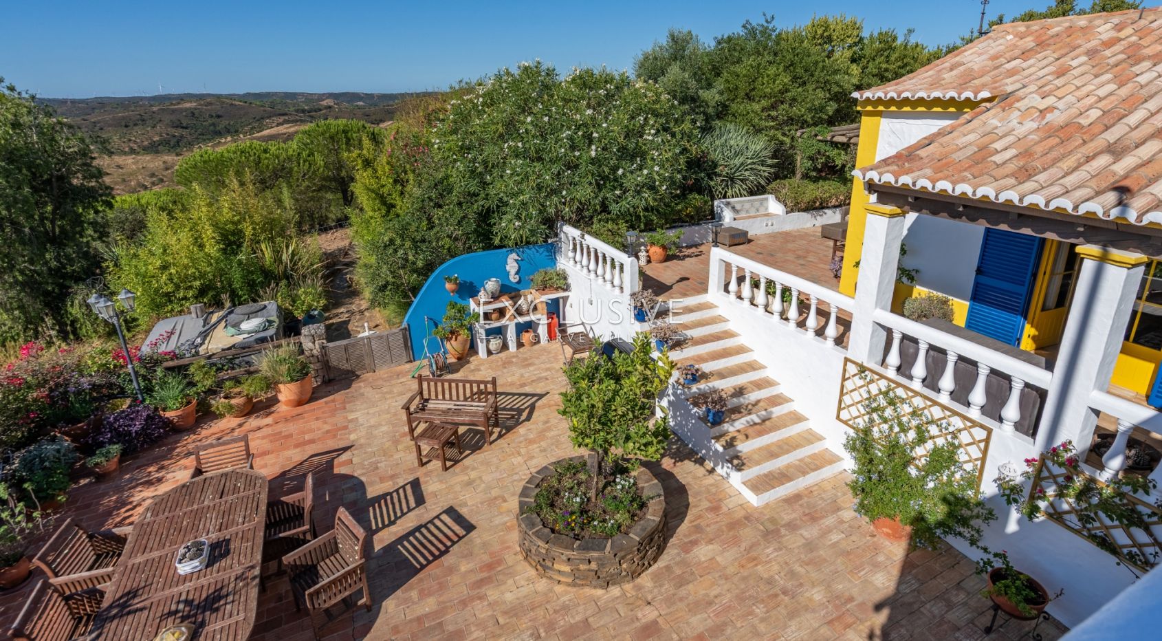 Abgelegenes Landgut mit 17 Hektar in der Nähe von Lagos, Algarve