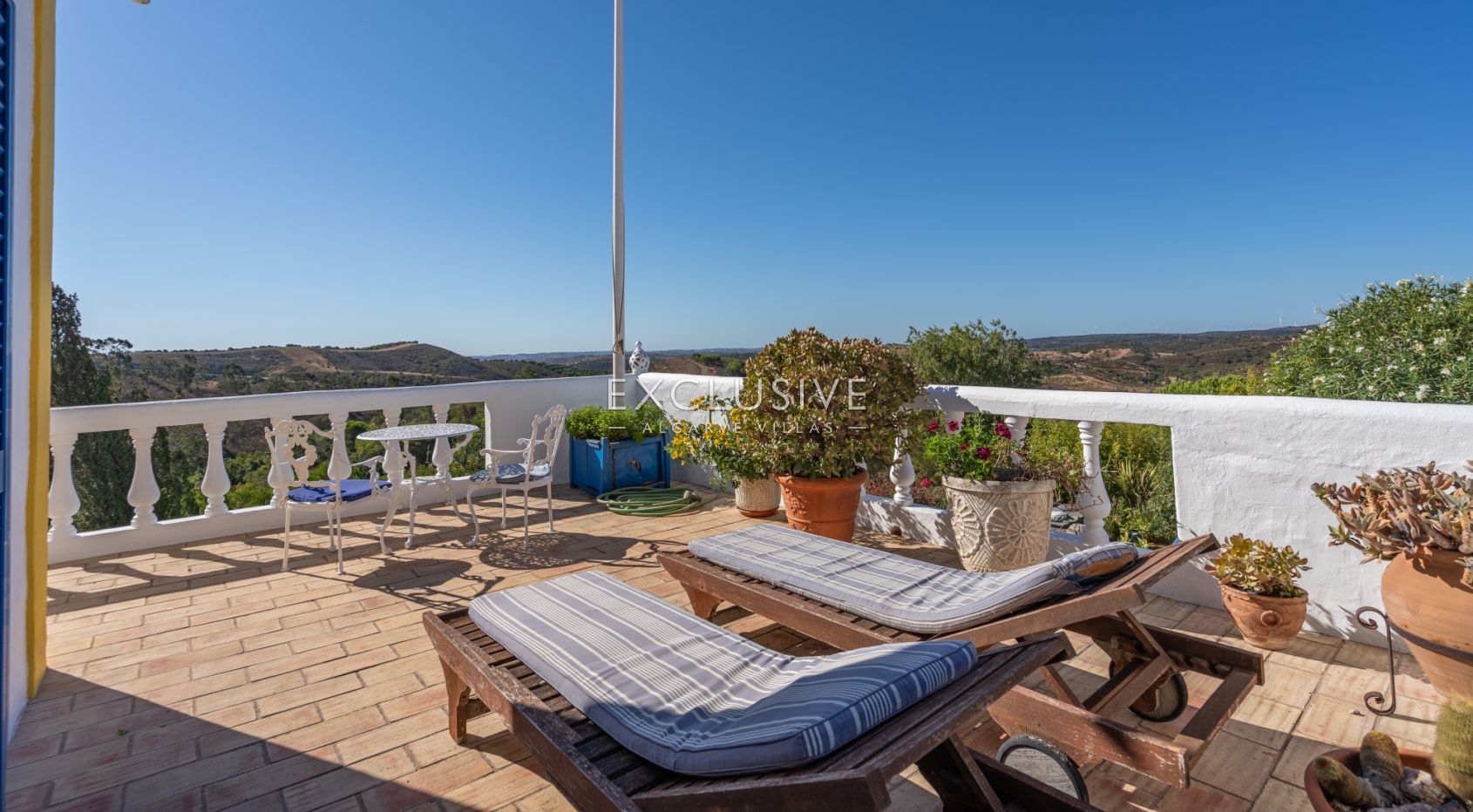 Abgelegenes Landgut mit 17 Hektar in der Nähe von Lagos, Algarve