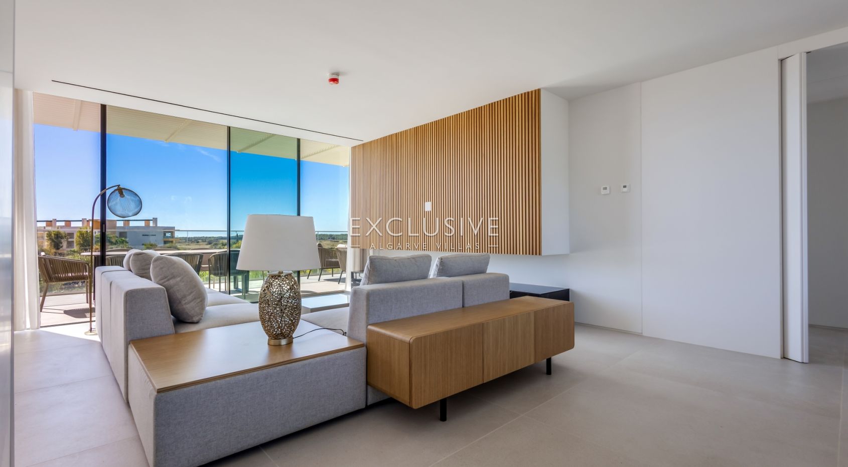 luxury 3 Bedroom contemporary penthouse in Vilamoura with golf and ocean views