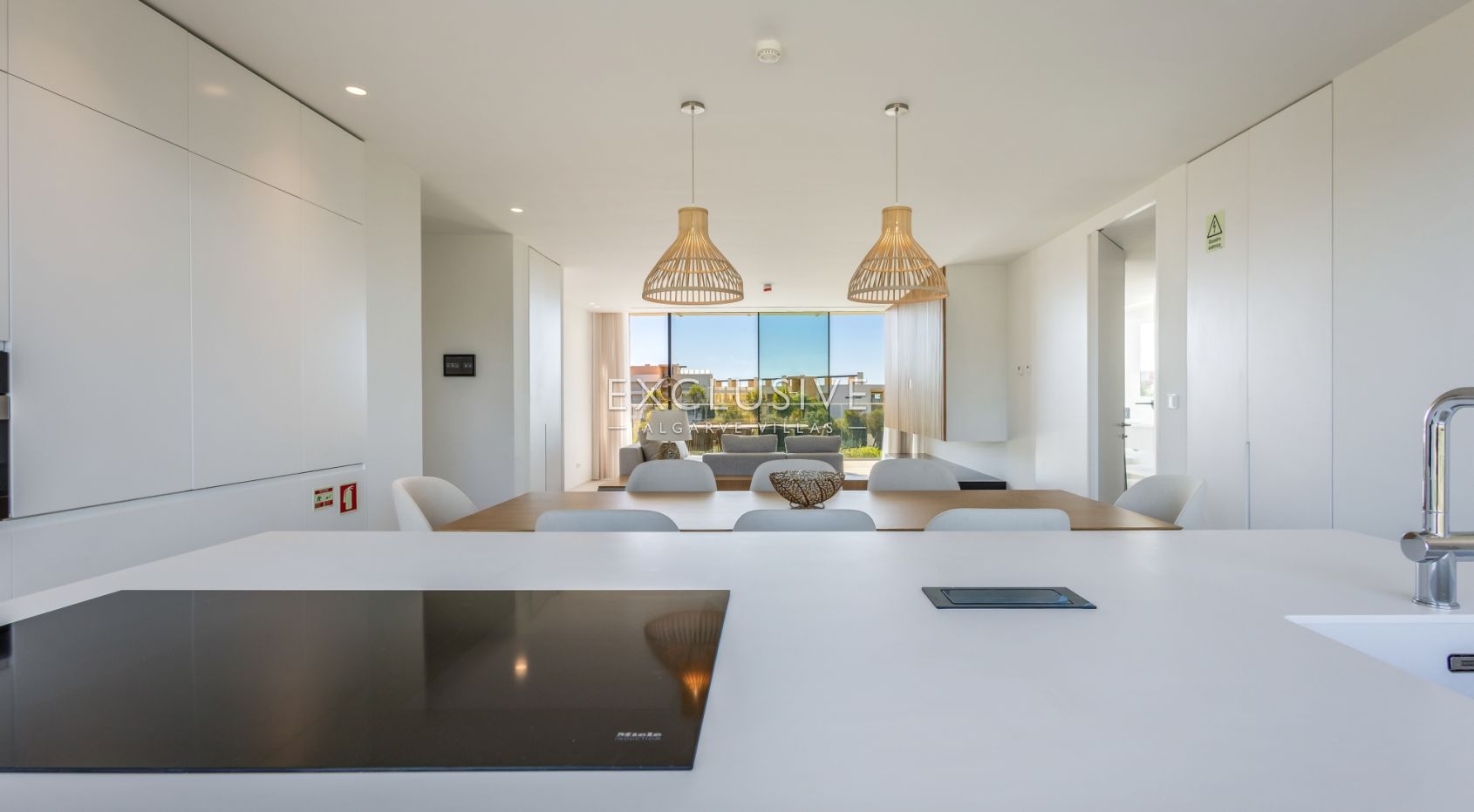 luxury 3 Bedroom contemporary penthouse in Vilamoura with golf and ocean views