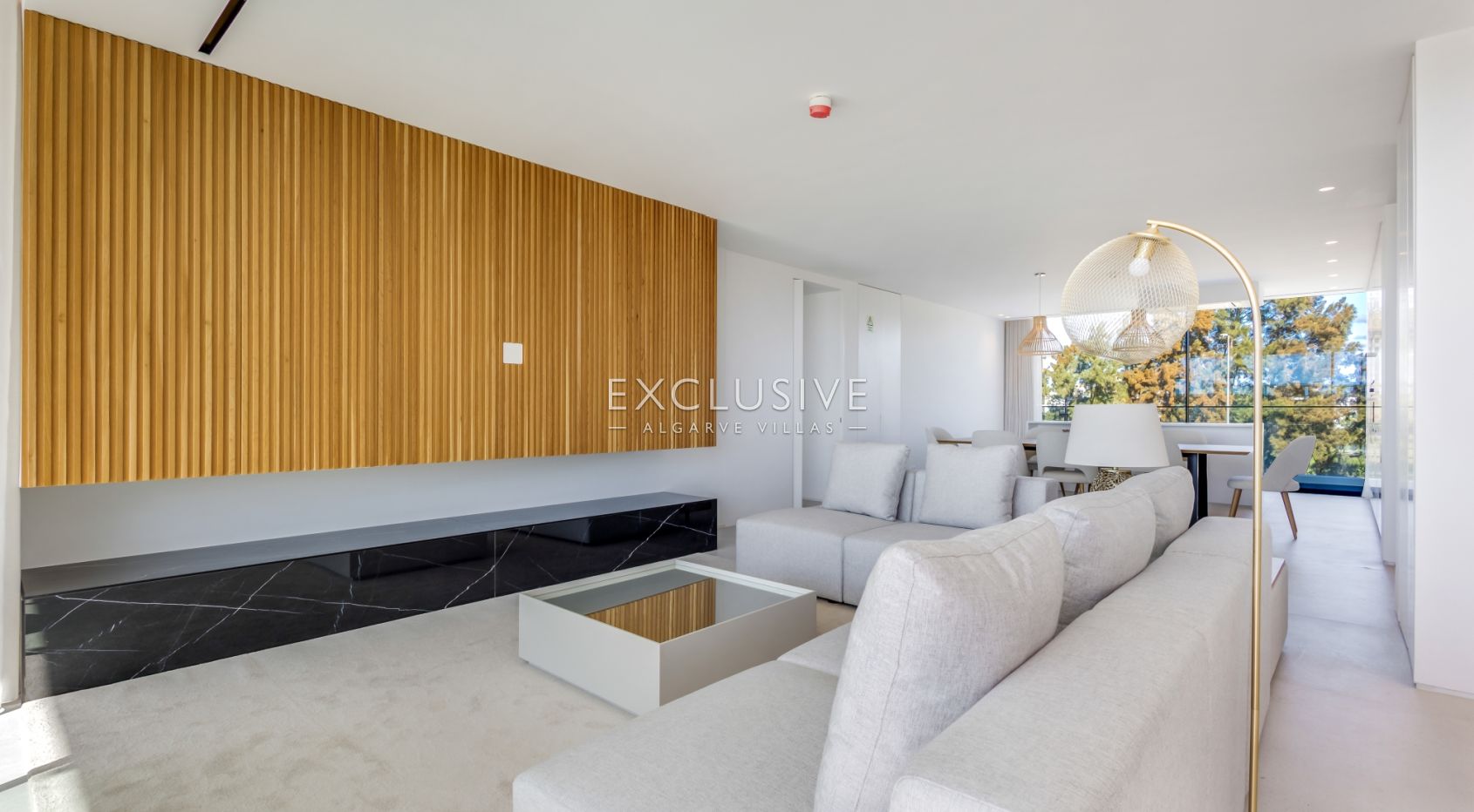 luxury 3 Bedroom contemporary penthouse in Vilamoura with golf and ocean views