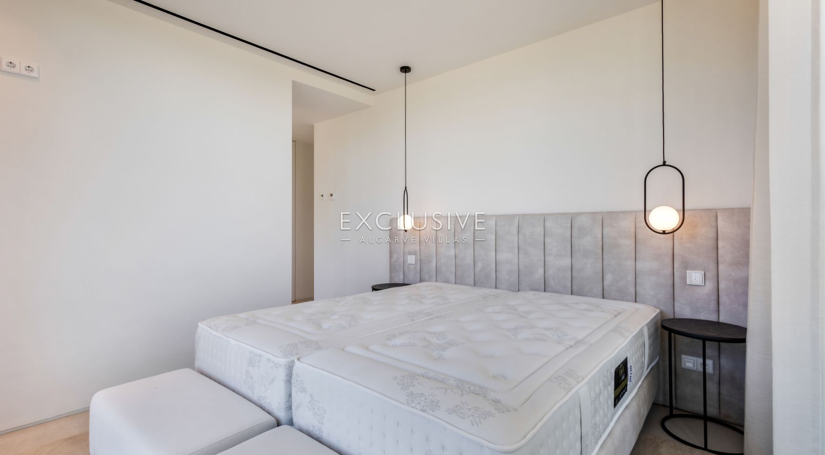 luxury 3 Bedroom contemporary penthouse in Vilamoura with golf and ocean views