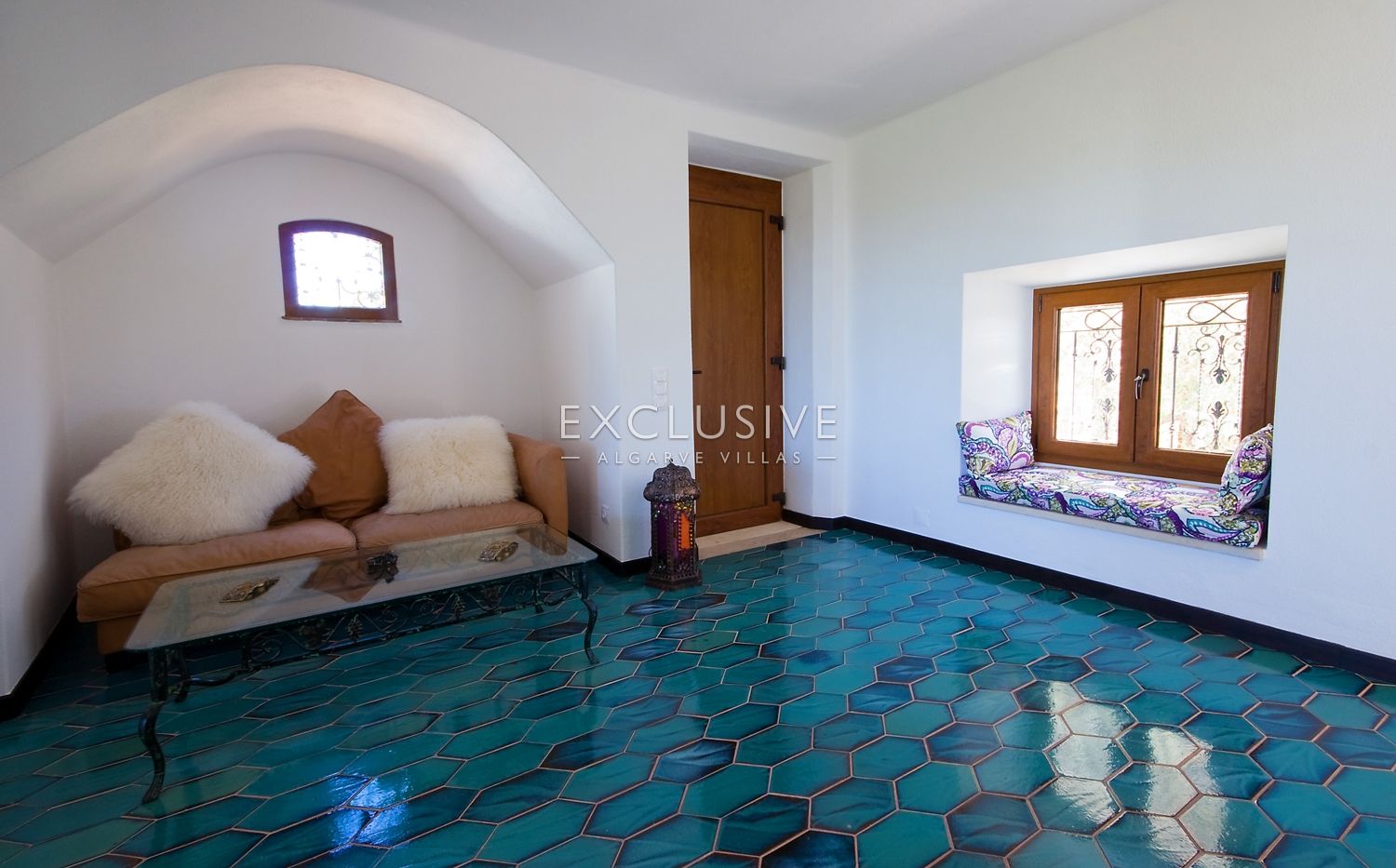 7-Schlafzimmer-Villa mit Vermietungspotenzial in der Nähe Centeanes Strand, Carvoeiro