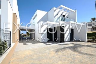 Buy New Modern 3 Bedroom Villas with Elegance and Comfort in Quarteira