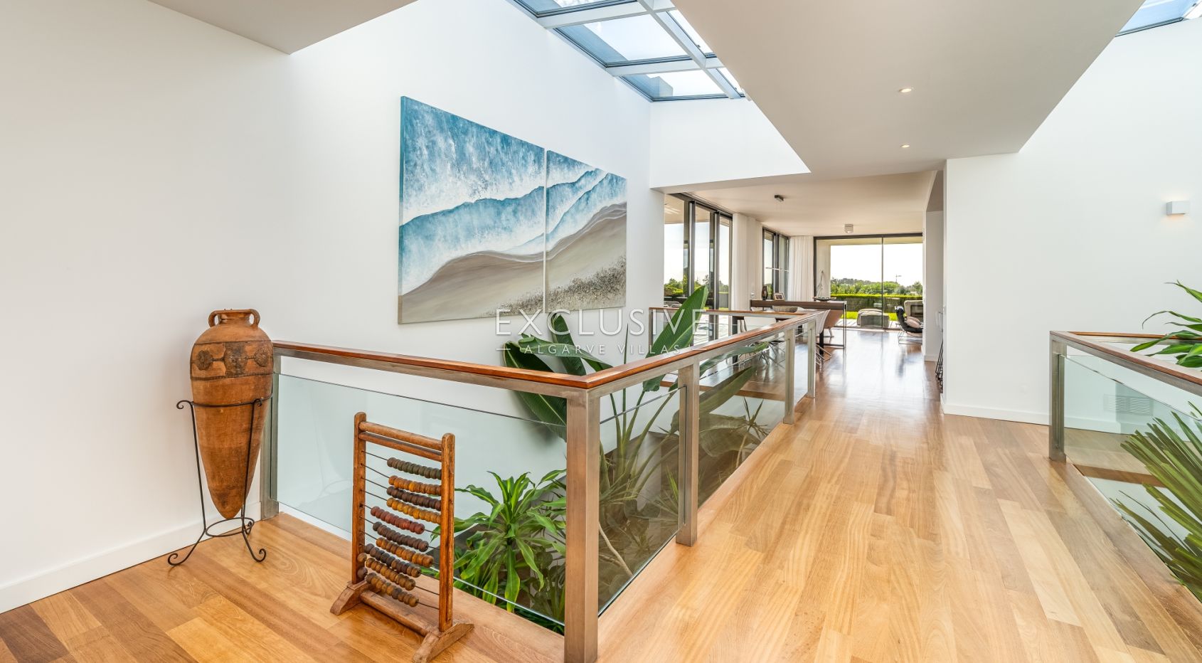 Elegante Villa mit außergewöhnlicher Aussicht und direktem Zugang zum Palmares Golf, Al