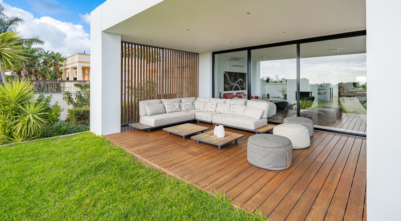 Elegante Villa mit außergewöhnlicher Aussicht und direktem Zugang zum Palmares Golf, Al