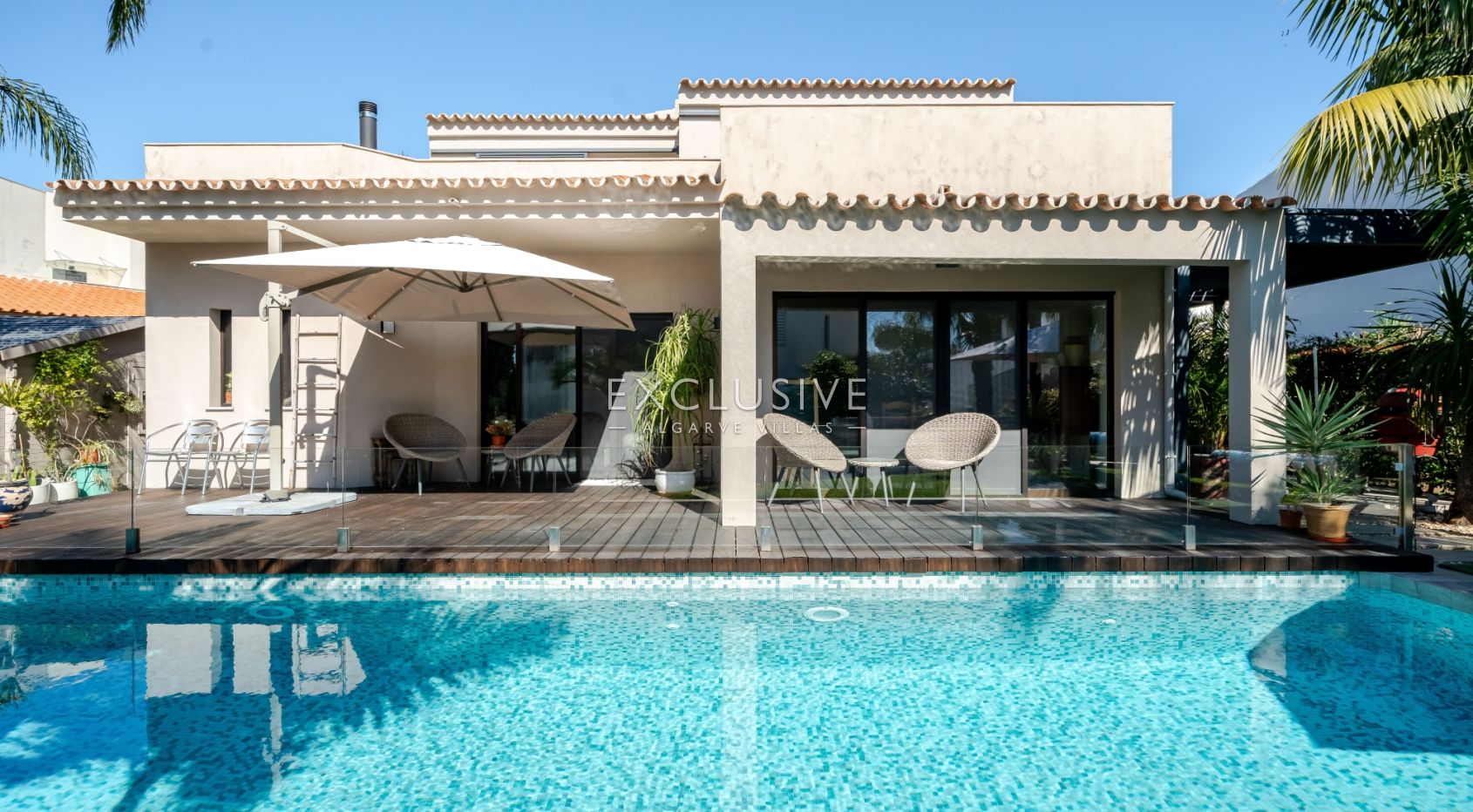 Buy 3+1 Bedroom Villa in Well Sought after Location in Vilamoura