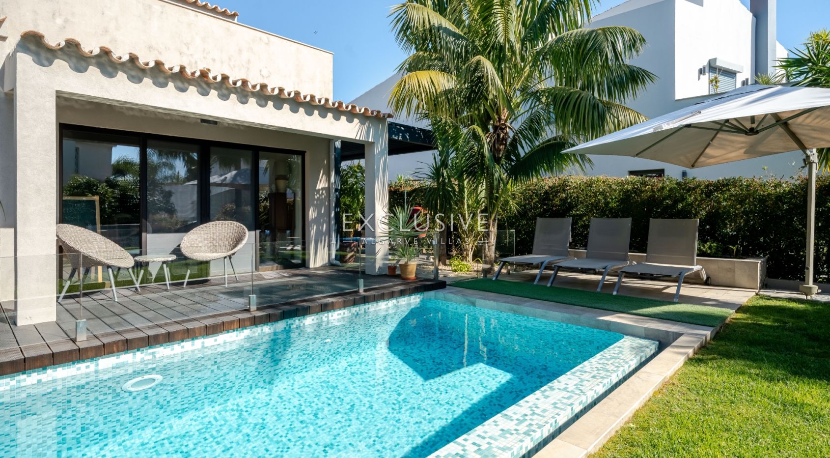 Buy 3+1 Bedroom Villa in Well Sought after Location in Vilamoura