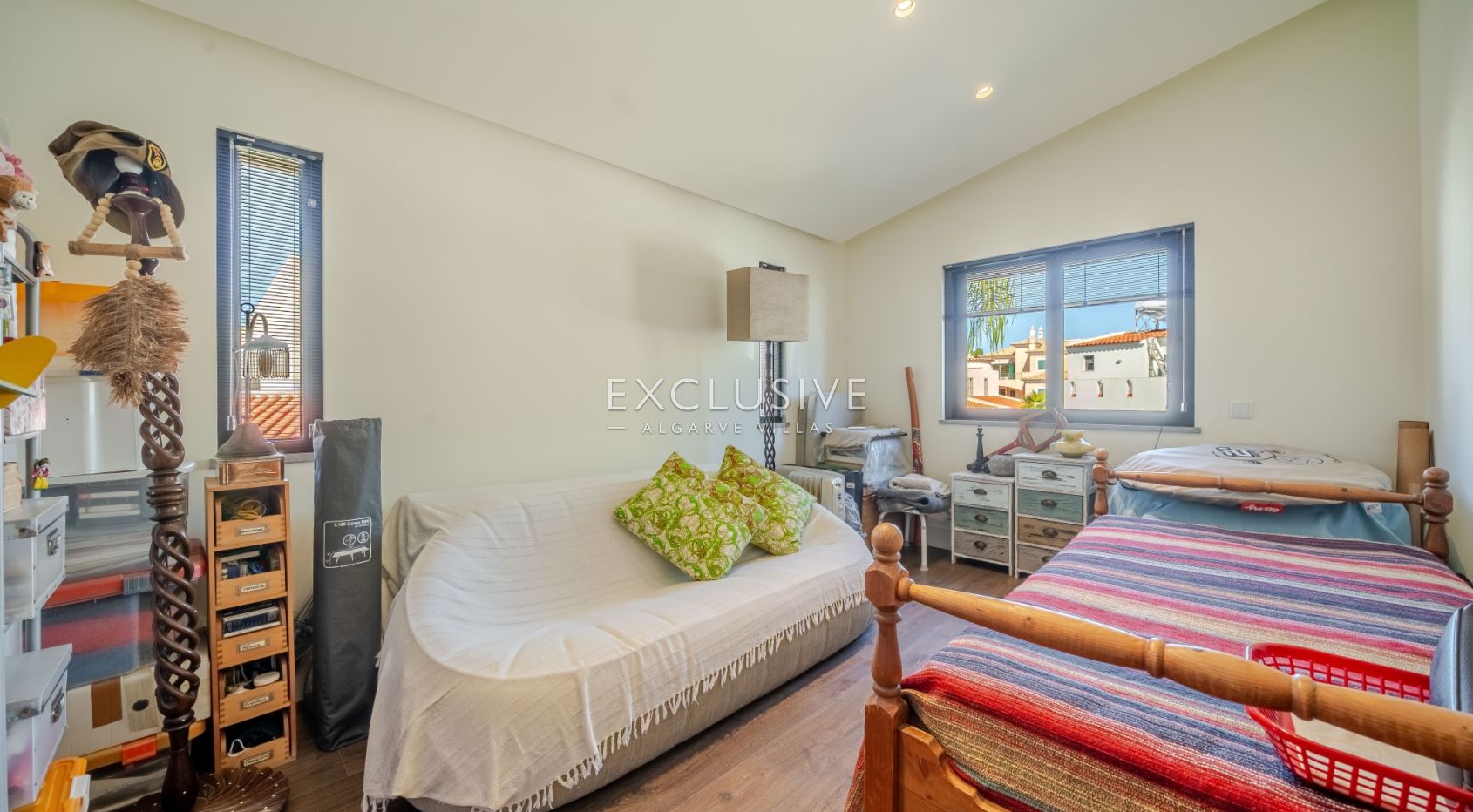 Buy 3+1 Bedroom Villa in Well Sought after Location in Vilamoura