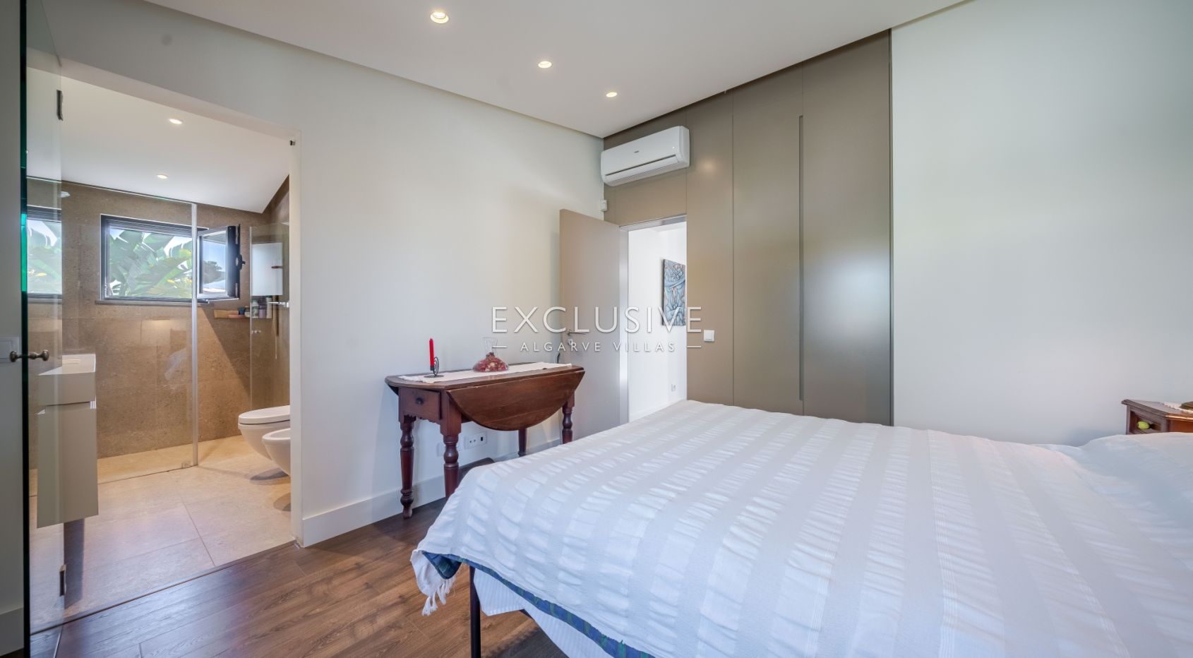 Buy 3+1 Bedroom Villa in Well Sought after Location in Vilamoura