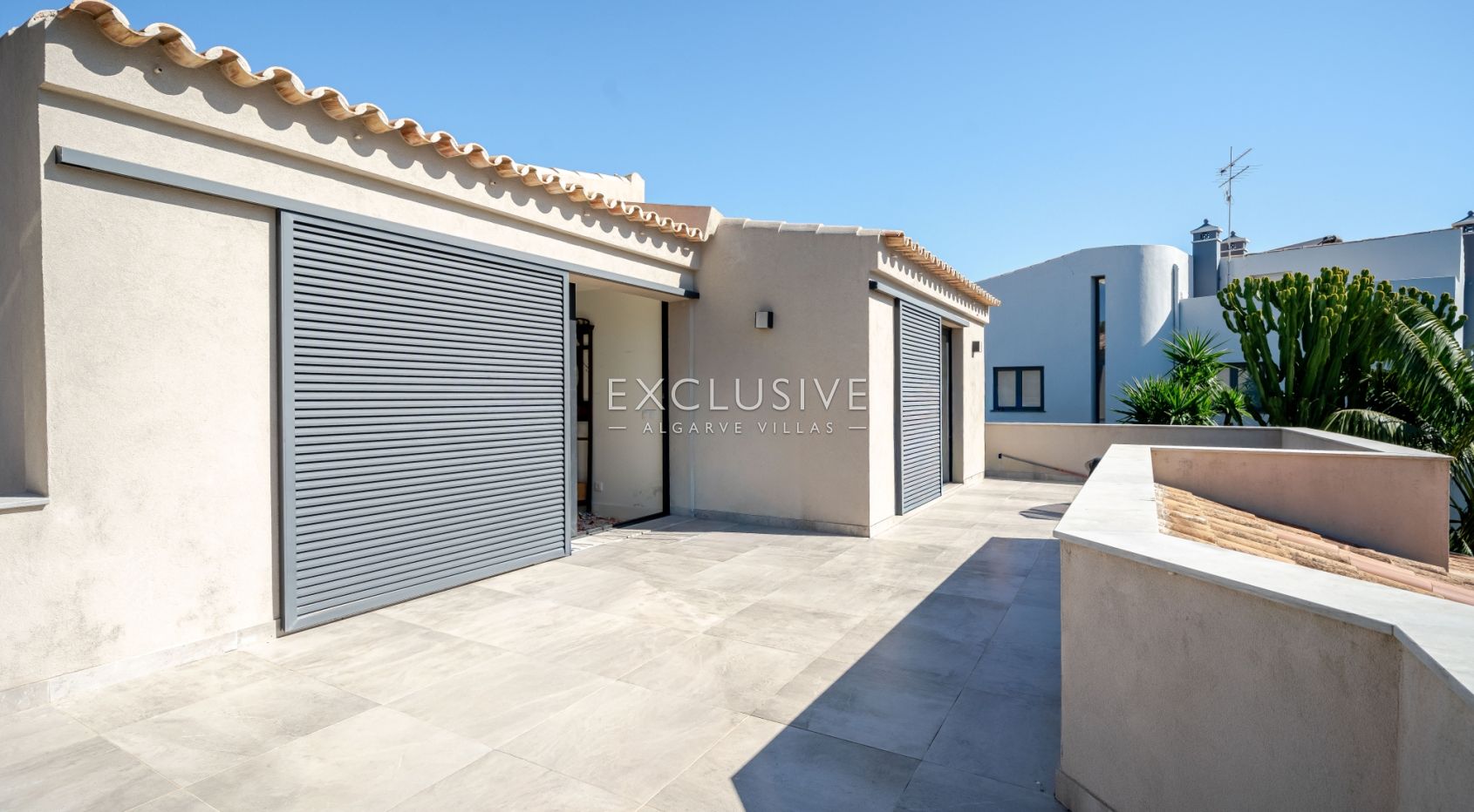 Buy 3+1 Bedroom Villa in Well Sought after Location in Vilamoura