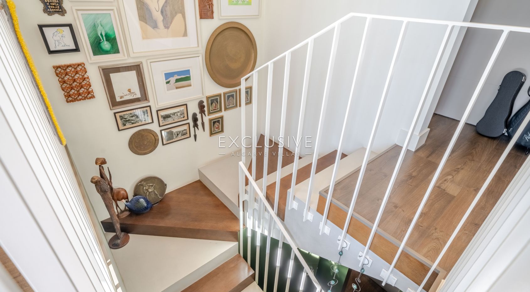 Buy 3+1 Bedroom Villa in Well Sought after Location in Vilamoura