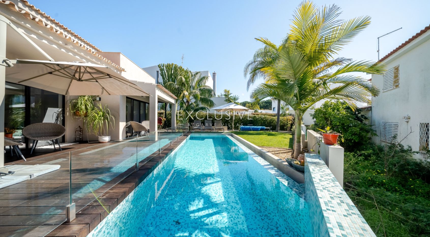 Buy 3+1 Bedroom Villa in Well Sought after Location in Vilamoura