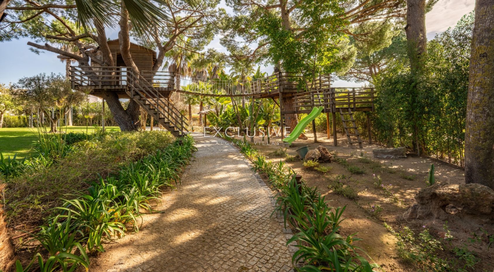 Buy a Luxury Smart Golf-Front Villa with Spa & Energy Independence in Vilamoura