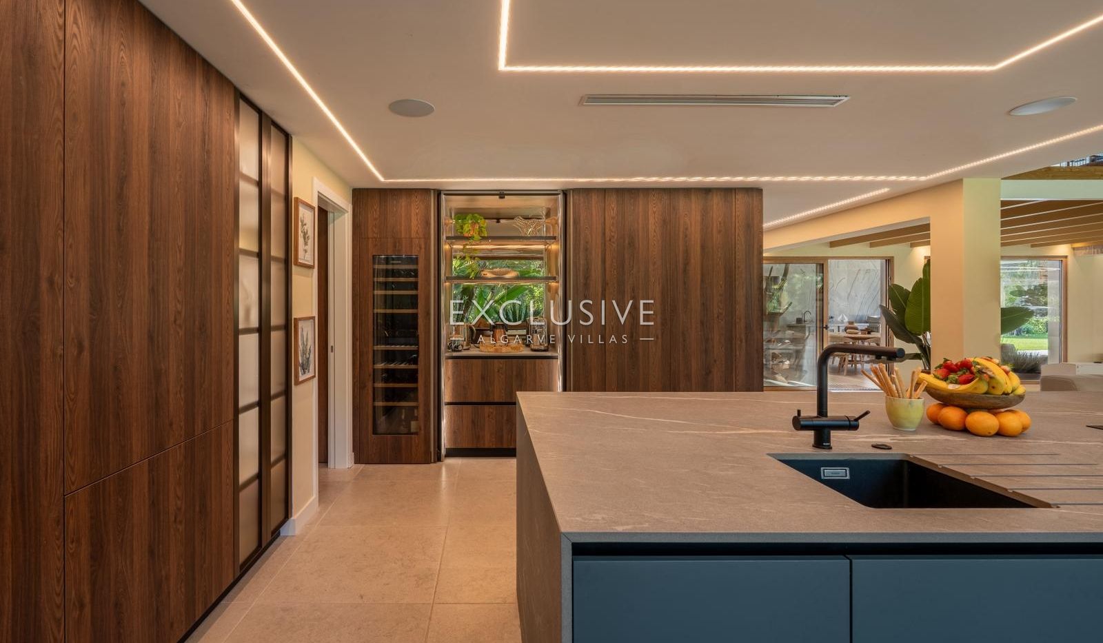 Buy a Luxury Smart Golf-Front Villa with Spa & Energy Independence in Vilamoura
