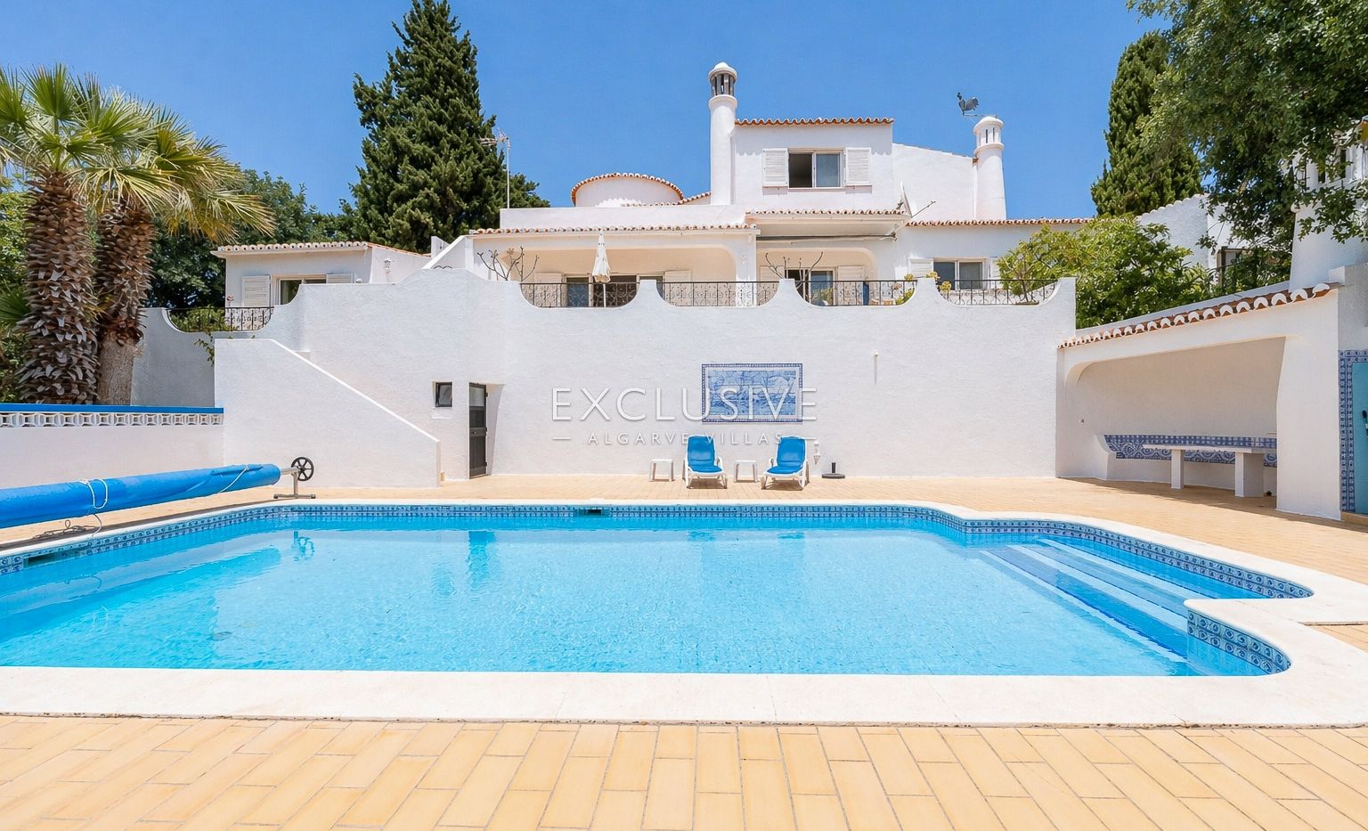 3 Schlafzimmer + separates 4. Schlafzimmer, Villa Carvoeiro, Pool und Meerblick in der