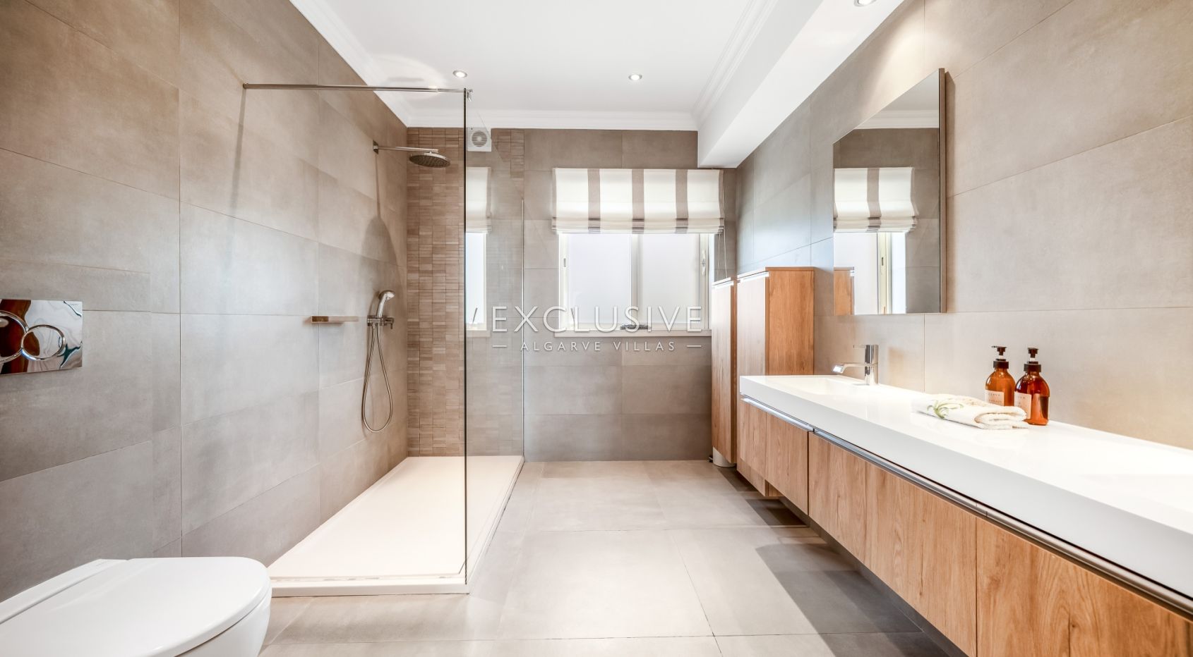4 Schlafzimmer Villa Santa Barbara de Nexe, Algarve