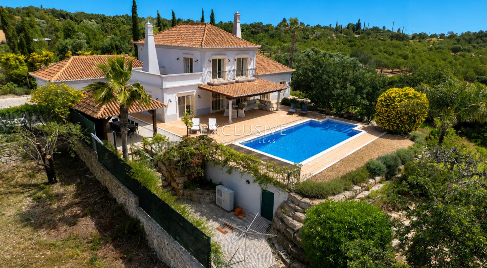 4 Schlafzimmer Villa Santa Barbara de Nexe, Algarve