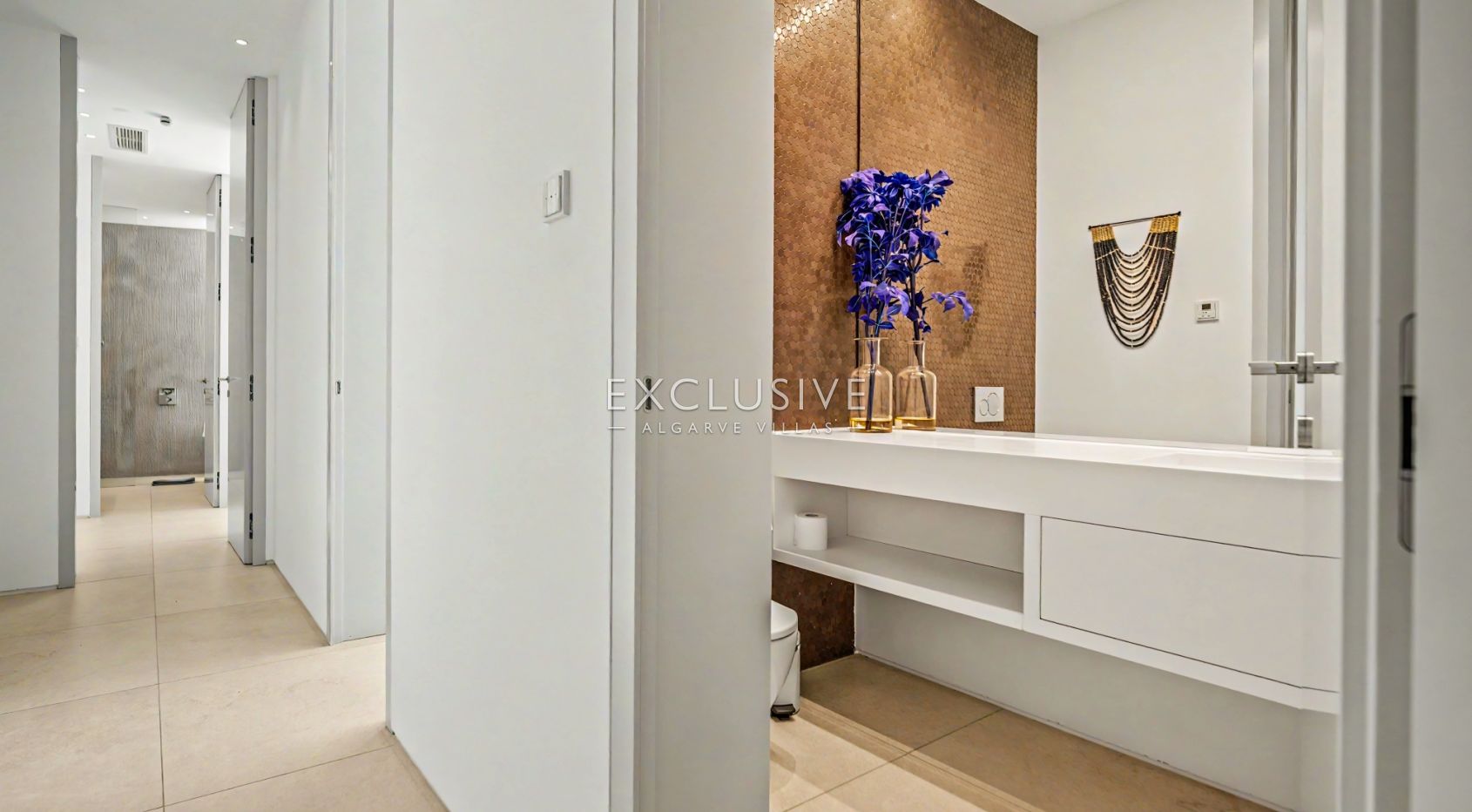 Luxury 6 bedroom Villa with 360º Sea Views in Canavial, Lagos