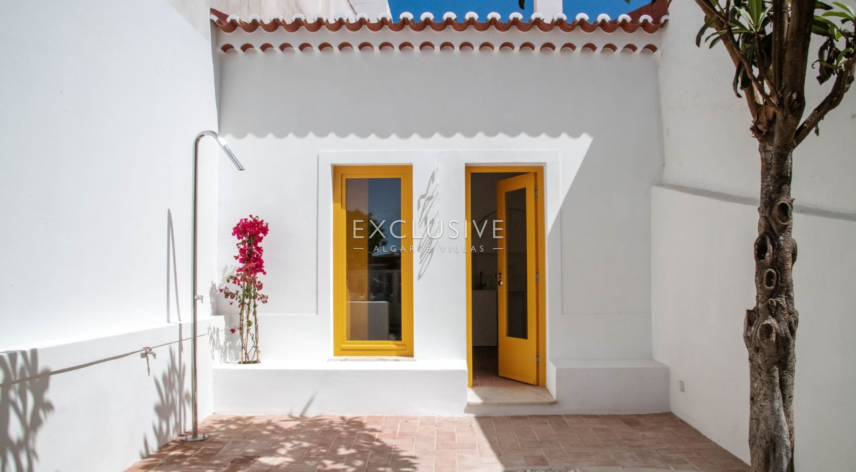 Brandneues Reihenhaus im Zentrum von Vila do Bispo an der Algarve