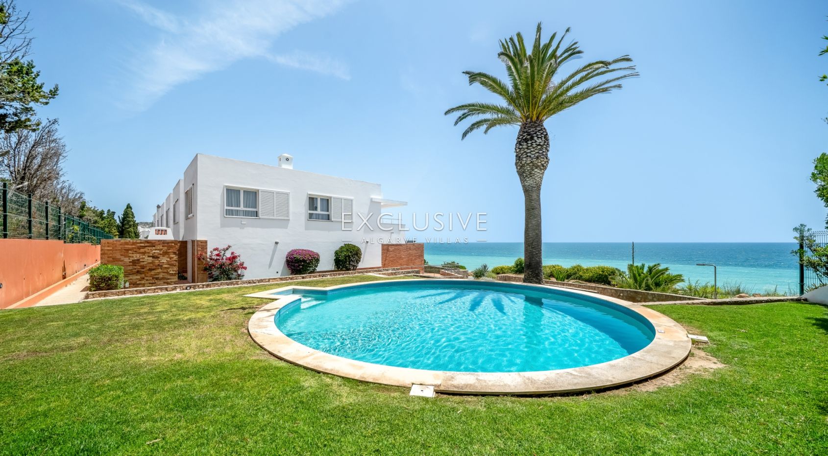Doppelhaushälfte mit Meerblick in Praia da Luz