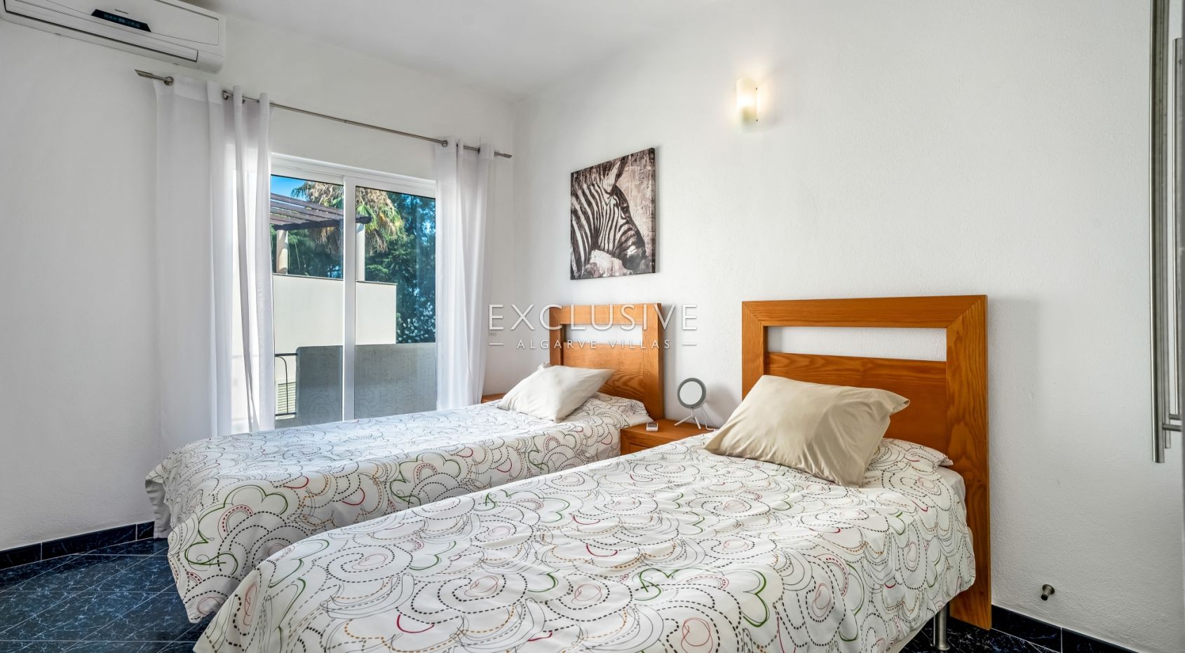 Sie eine Golfvilla in erster Reihe im alten Dorfteil von Vilamoura