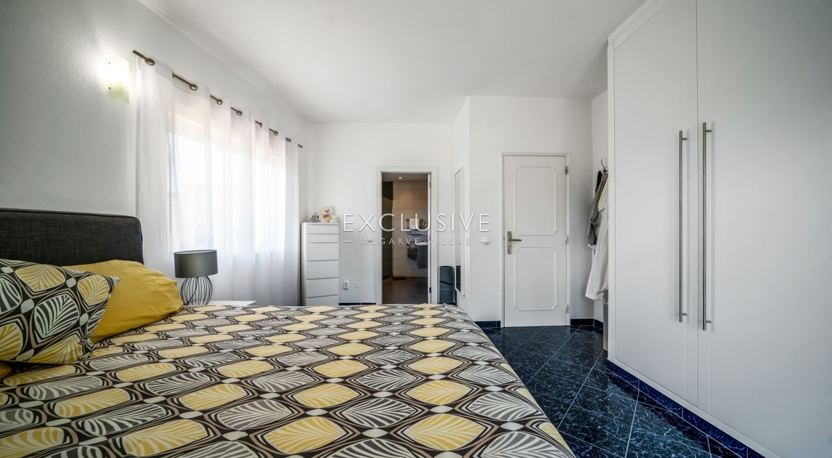 Sie eine Golfvilla in erster Reihe im alten Dorfteil von Vilamoura