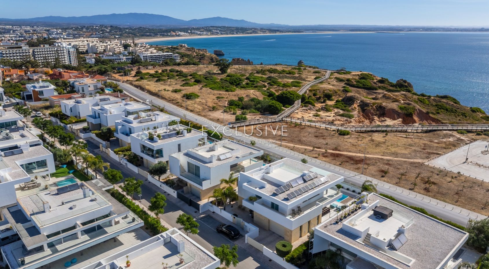 Beachfront Villa with Stunning Sea Views in Ponta da Piedade, Lagos