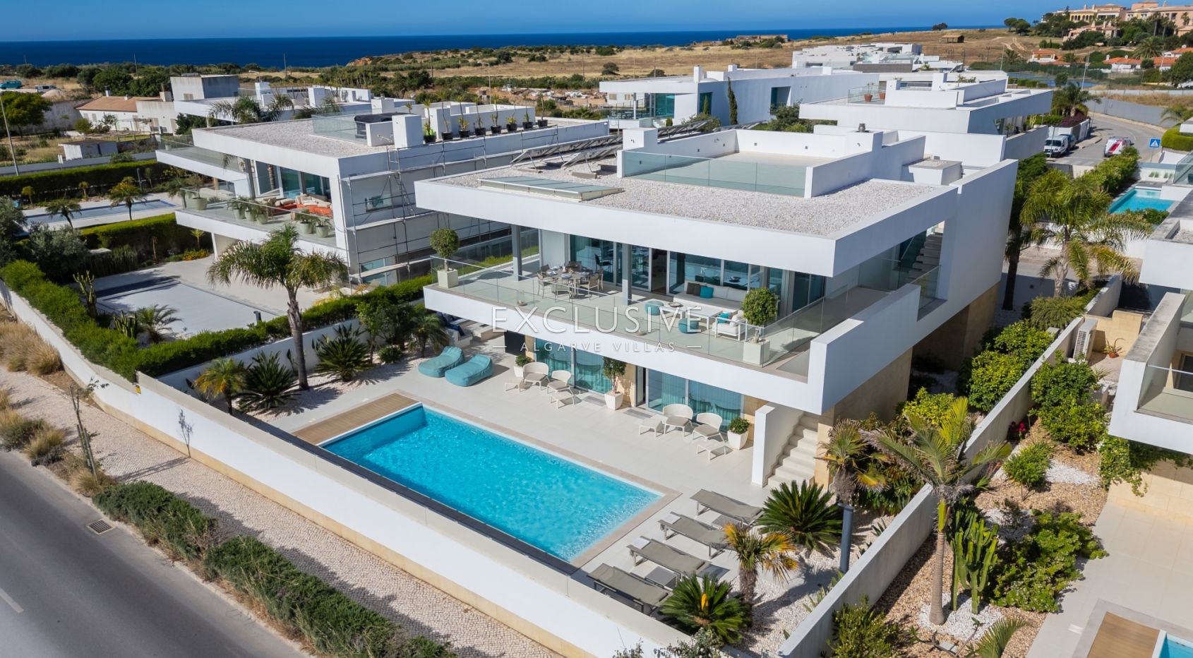 Beachfront Villa with Stunning Sea Views in Ponta da Piedade, Lagos