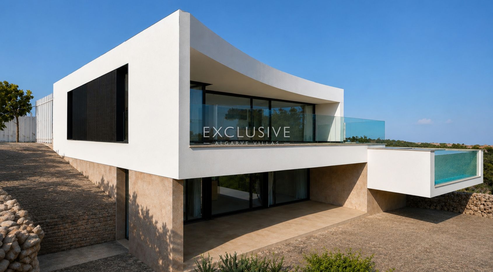 Schlüsselfertiges Projekt einer modernen Villa mit Meerblick in Praia da Luz an der Algarve zu verka