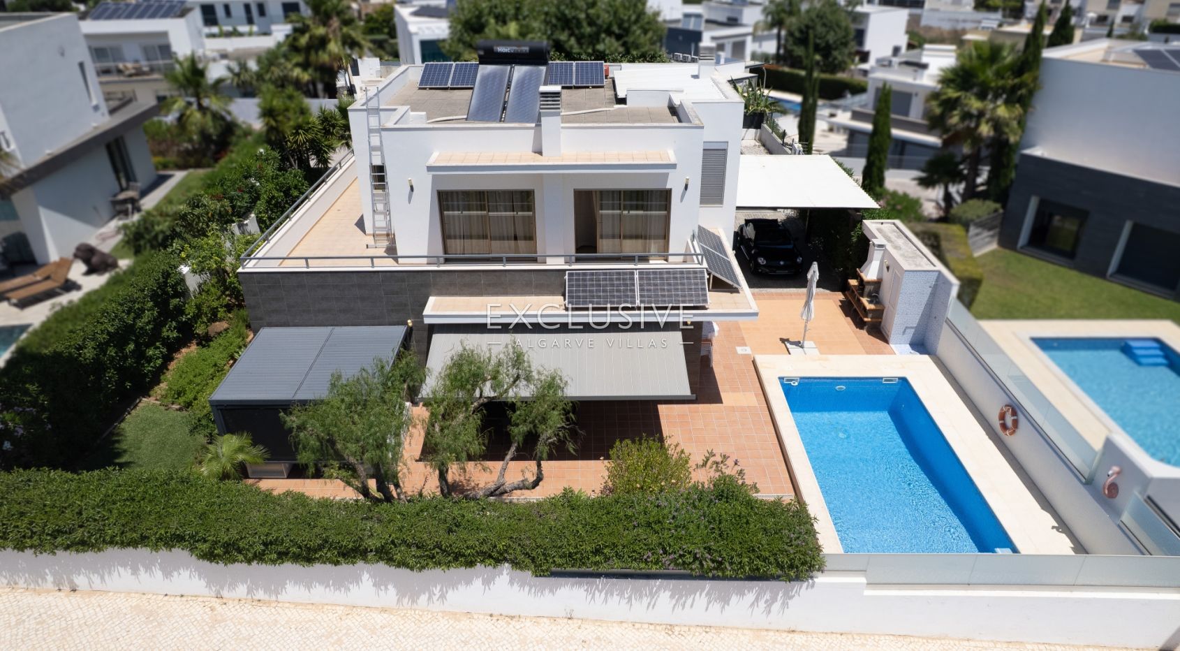 Moderne Villa mit 4 Schlafzimmern, Pool, Solar- und Photovoltaikanlage, in Alcantarilha