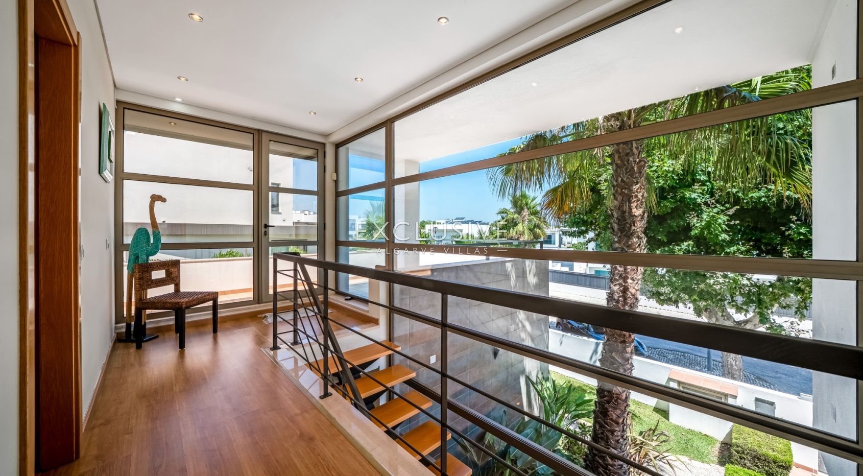 Moderne Villa mit 4 Schlafzimmern, Pool, Solar- und Photovoltaikanlage, in Alcantarilha