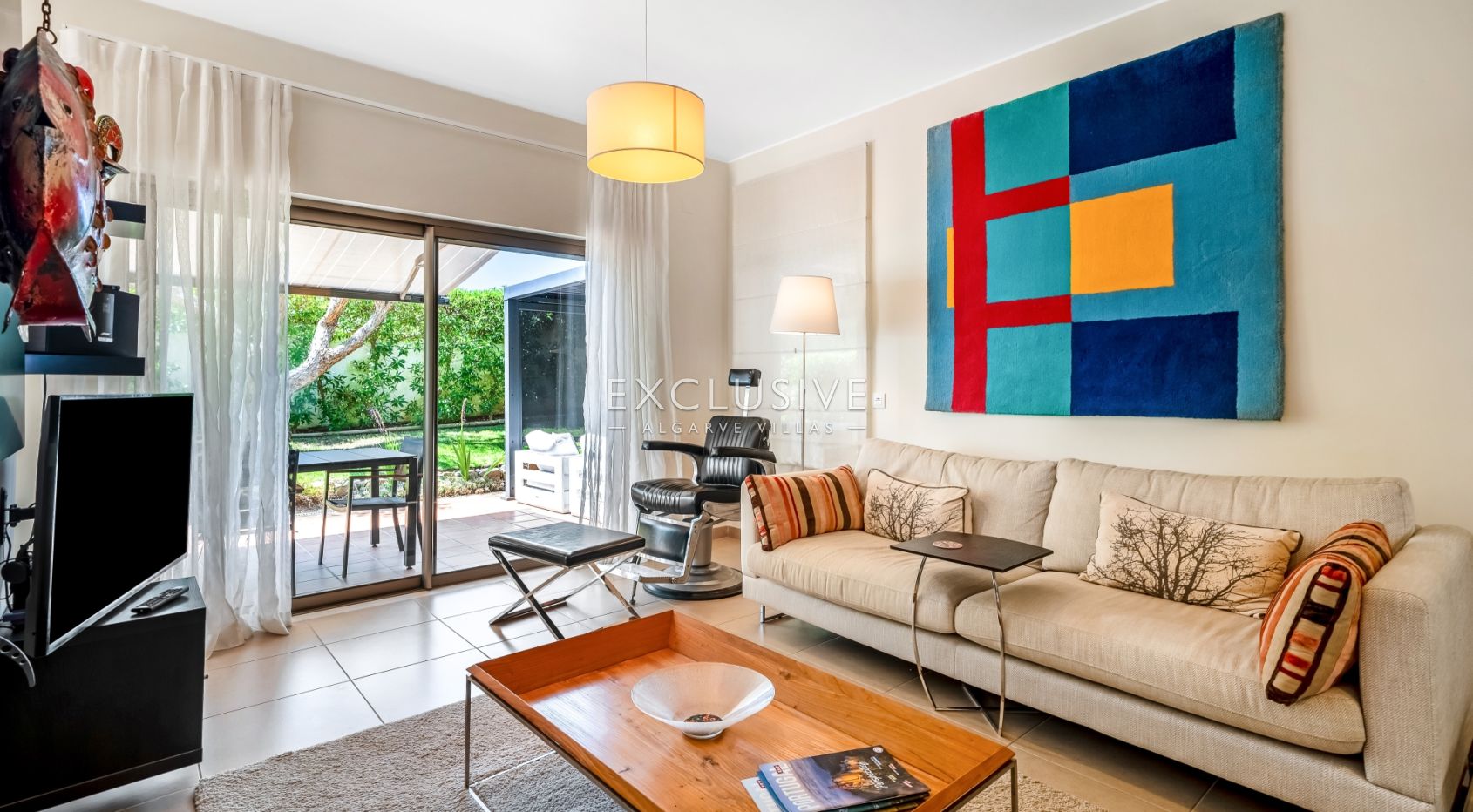Moderne Villa mit 4 Schlafzimmern, Pool, Solar- und Photovoltaikanlage, in Alcantarilha