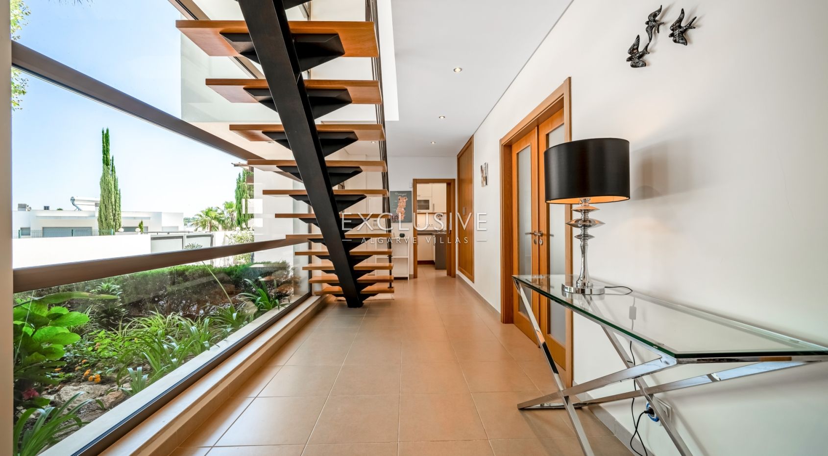 Moderne Villa mit 4 Schlafzimmern, Pool, Solar- und Photovoltaikanlage, in Alcantarilha