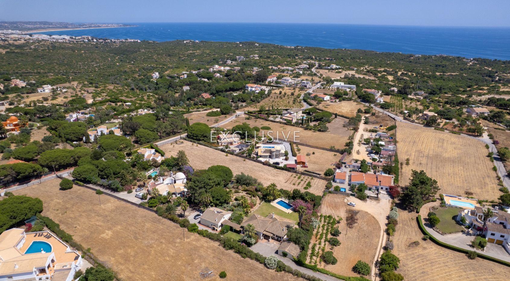 Anwesen im Landhausstil in Caramujeira an der Algarve