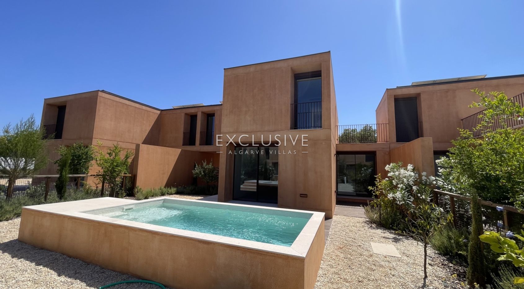 Luxuriöse Villa mit 3 Schlafzimmern, privatem Pool und Garten in Vilamoura