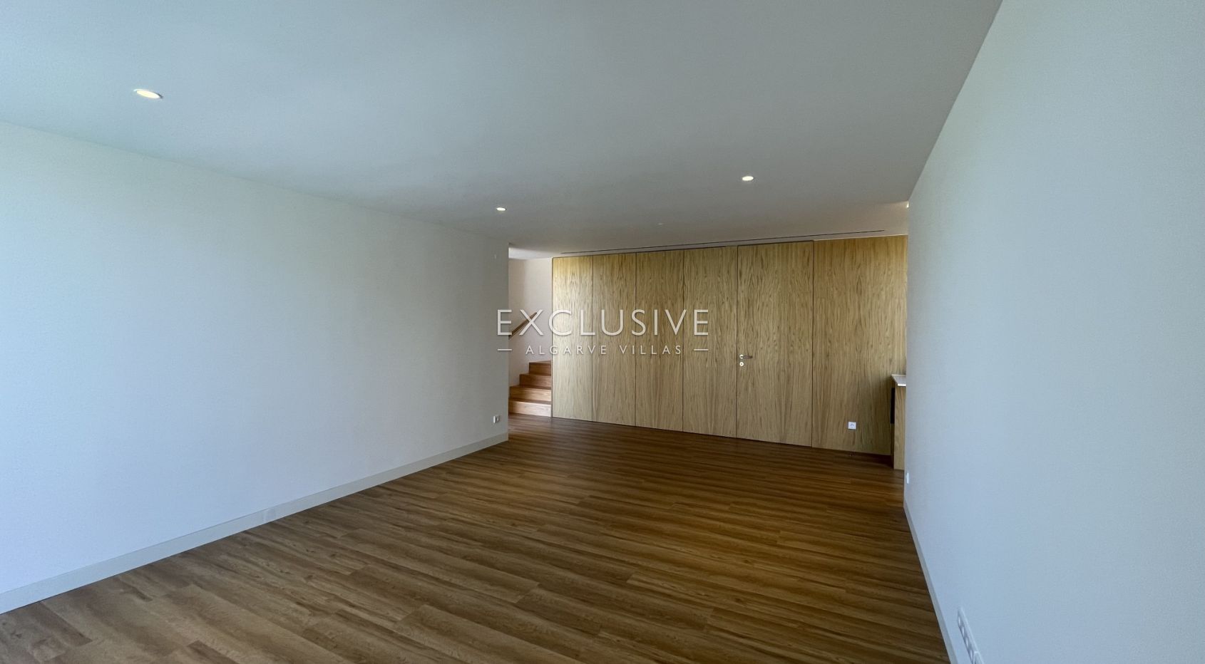 Luxuriöse Villa mit 3 Schlafzimmern, privatem Pool und Garten in Vilamoura